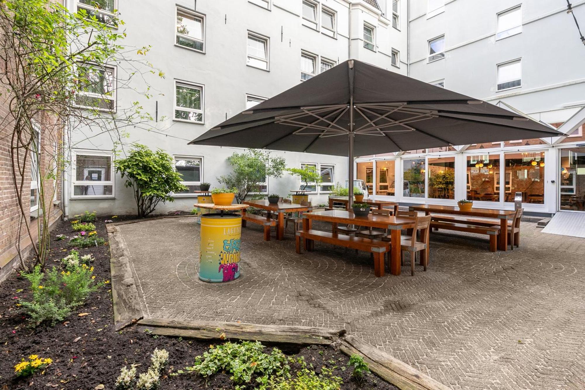 Hans Brinker Hostel Amsterdam Exterior photo