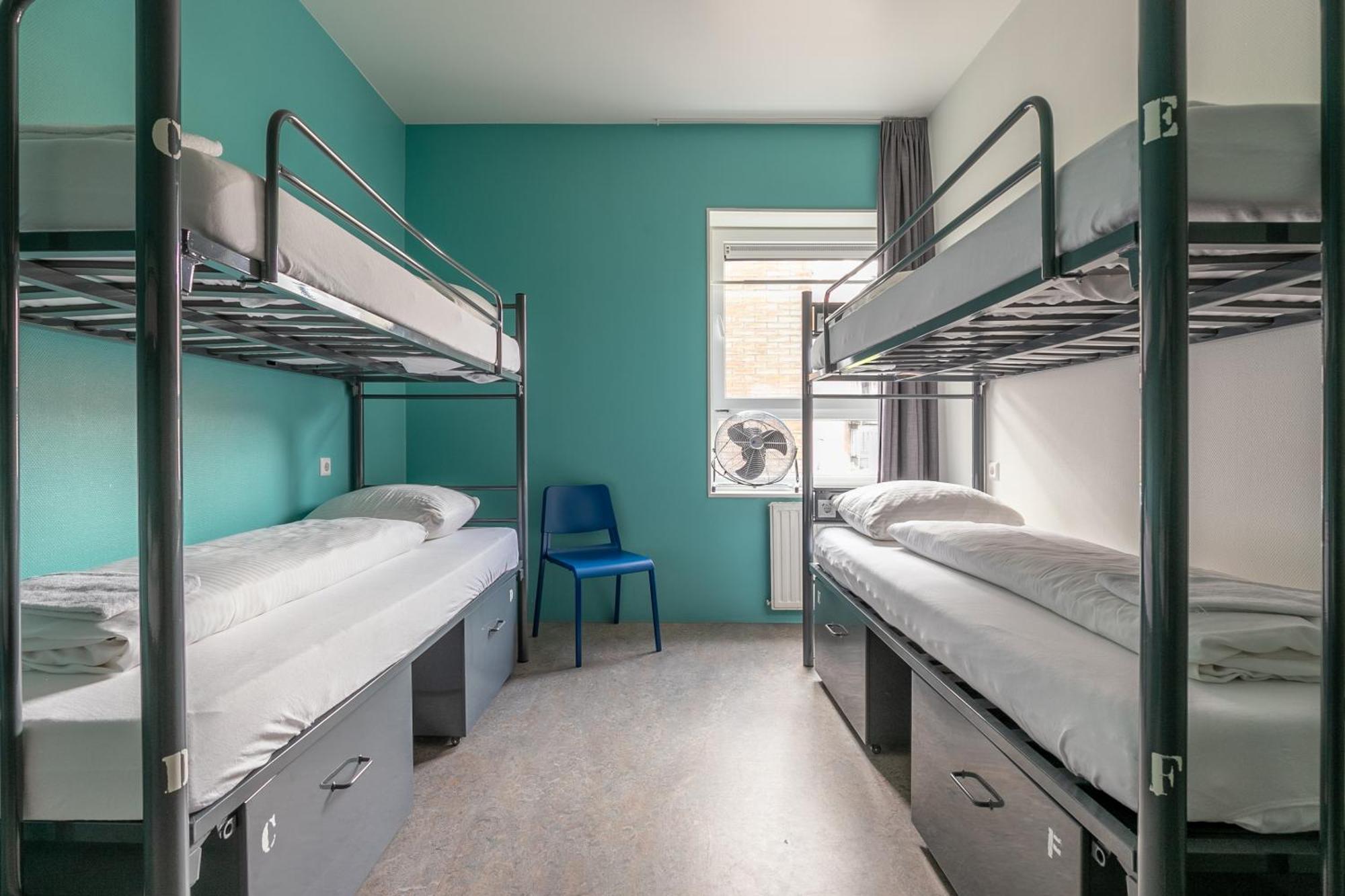 Hans Brinker Hostel Amsterdam Exterior photo
